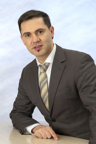 Murat Ayhan